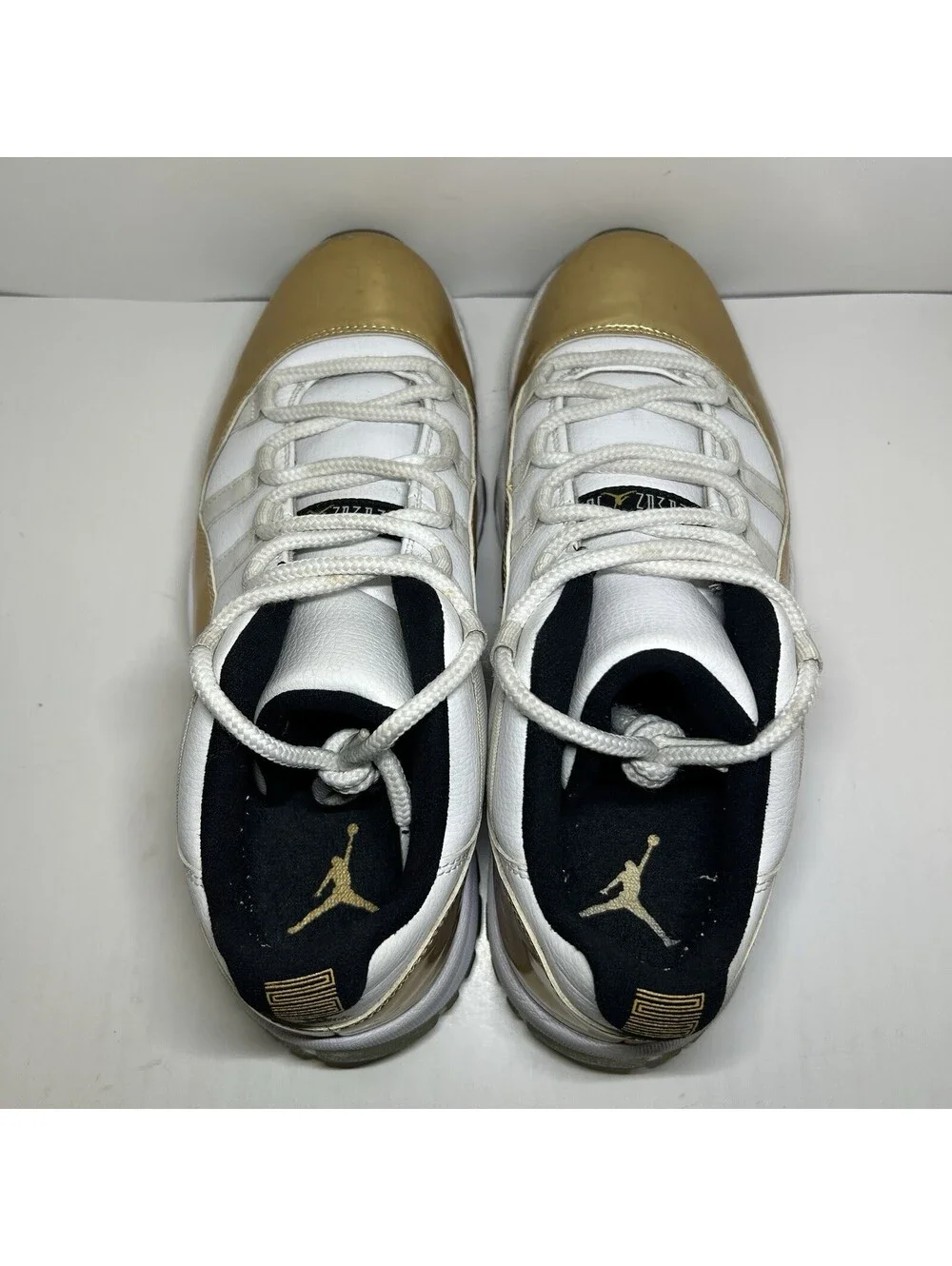 Air Jordan 11 Retro Low Closing Ceremony 2016 - Size 10.5 - (528895-103)